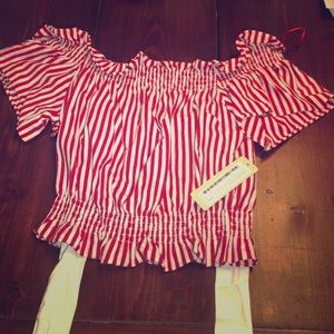 Size small off the shoulder top - NEVER WORN